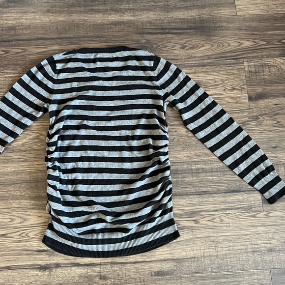 5/$25 Motherhood Maternity Striped Top - Picture 8 of 11